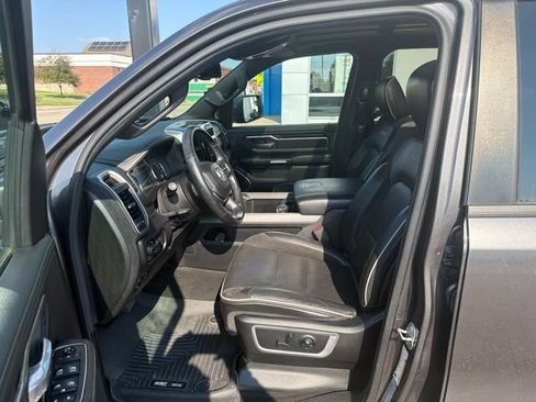 Used 2020 RAM 1500 Laramie w/ Sport Appearance Package AWD/4WD image 9