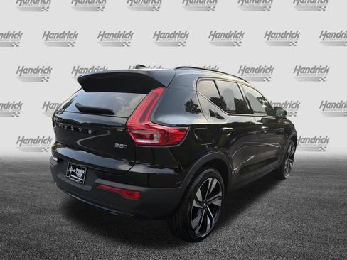 Used 2025 Volvo XC40 B5 Ultra AWD/4WD image 10
