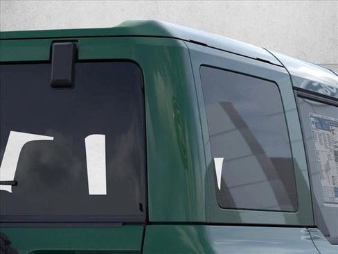 New 2025 Ford Bronco Badlands image 21