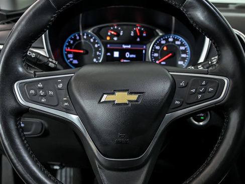 Used 2022 Chevrolet Equinox LT AWD/4WD image 18