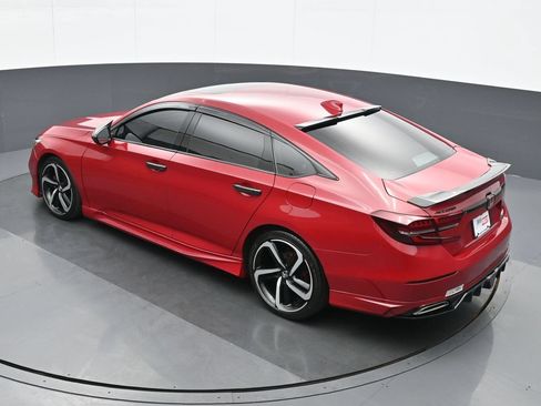Used 2018 Honda Accord Sport image 19