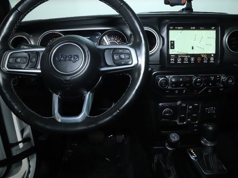 Used 2023 Jeep Wrangler Sahara w/ Cold Weather Group image 28