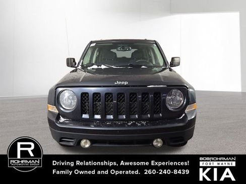 Used 2015 Jeep Patriot Latitude image 3