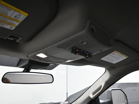 Used 2022 Ford F250 XL w/ Power Equipment Group image 19