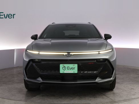 Used 2024 Chevrolet Equinox EV RS FWD image 12