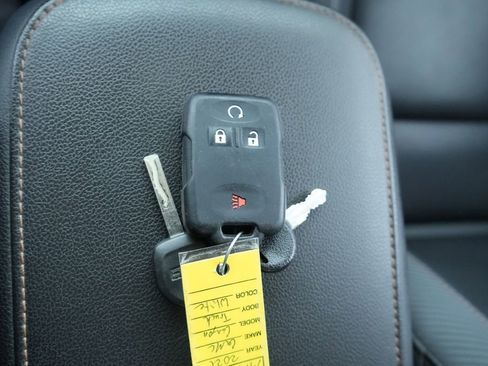 Used 2021 GMC Canyon AT4 image 42