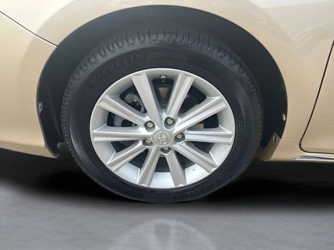 Used 2012 Toyota Camry XLE FWD image 27