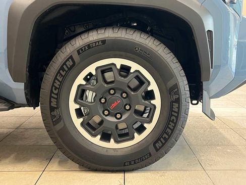 Certified 2025 Toyota 4Runner TRD Off-Road Premium image 7