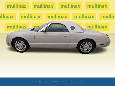 Used 2005 Ford Thunderbird 50th Anniversary image 9