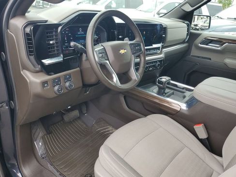 Used 2024 Chevrolet Silverado 1500 LT w/ Convenience Package II image 19