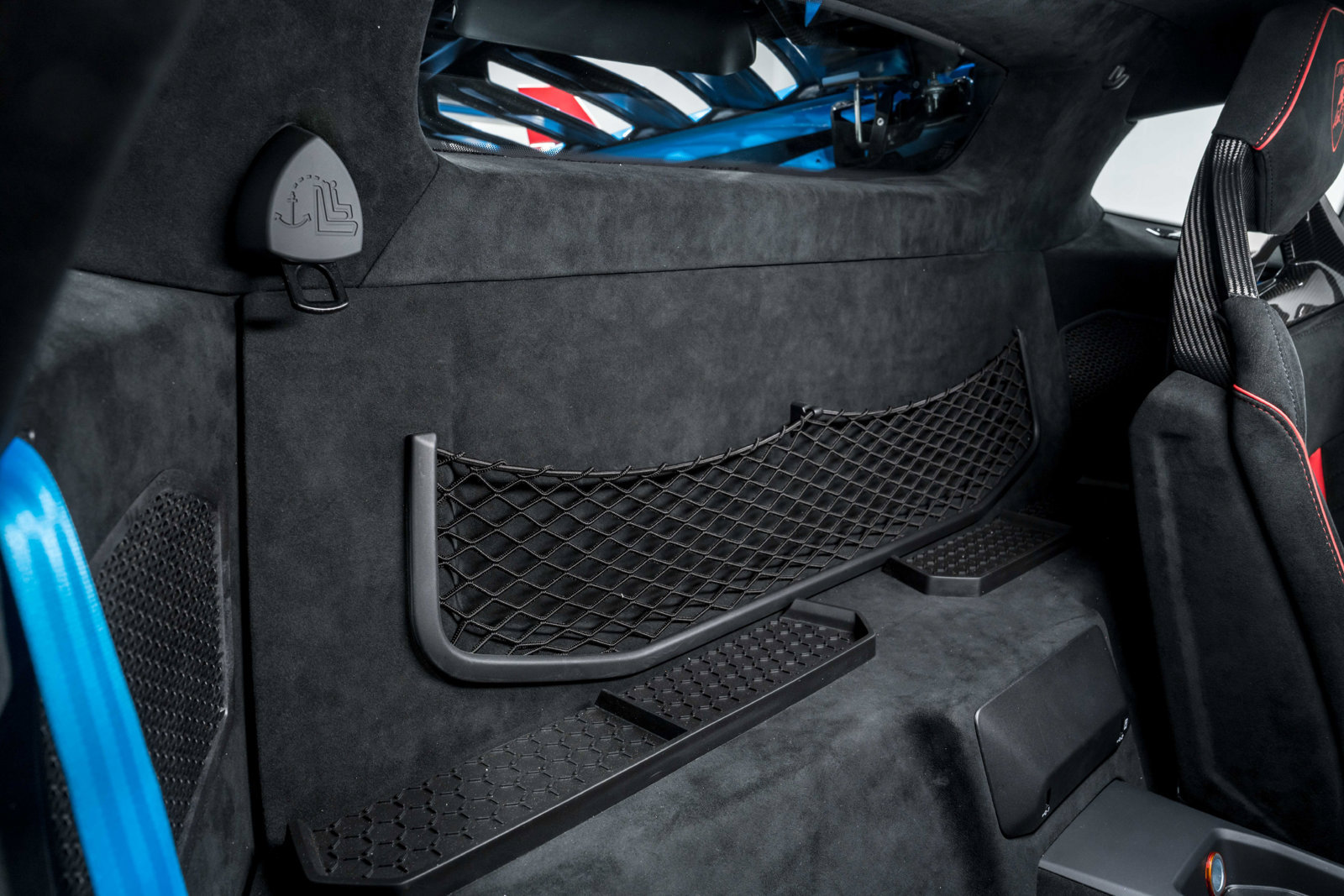 Used 2024 Lamborghini Huracan STO RWD image 32