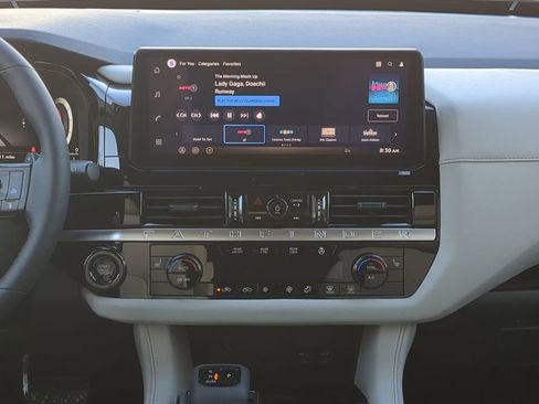 New 2026 Nissan Pathfinder SL AWD/4WD image 18