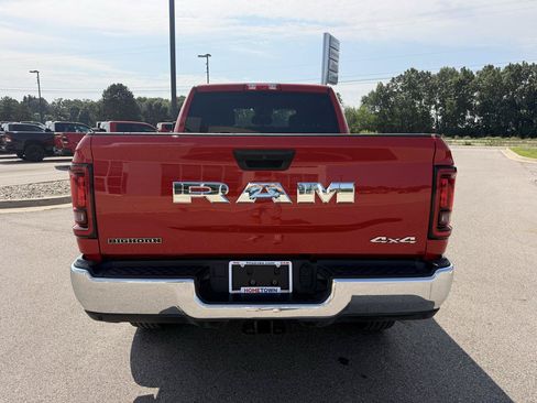 Used 2026 RAM 2500 Big Horn AWD/4WD image 4