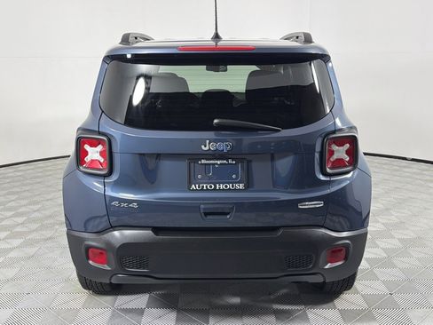 Used 2021 Jeep Renegade Latitude w/ Convenience Group AWD/4WD image 6