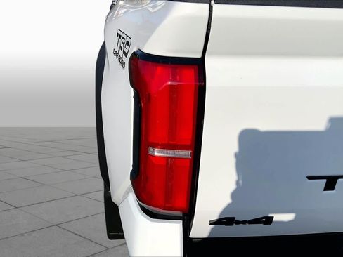 New 2026 Toyota Tacoma TRD Off-Road AWD/4WD image 14