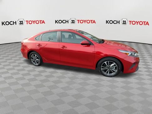 Used 2024 Kia Forte LXS image 3