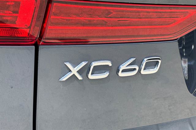 Certified 2024 Volvo XC60 T8 Plus w/ Protection Package Premier AWD/4WD image 34
