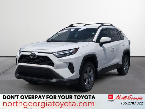 Certified 2025 Toyota RAV4 LE AWD/4WD image 1
