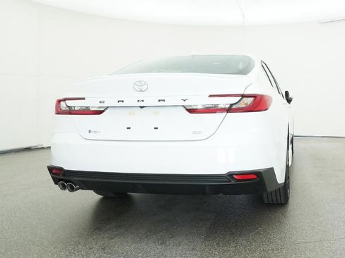 New 2026 Toyota Camry SE image 34