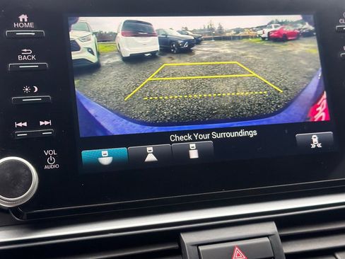 Used 2021 Honda Accord Sport image 15