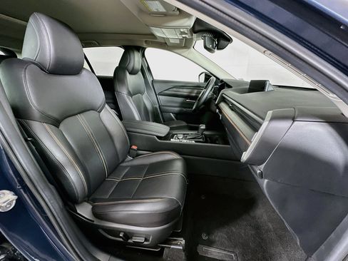 Used 2025 MAZDA CX-50 AWD 2.5 Hybrid w/ Premium Pkg image 32