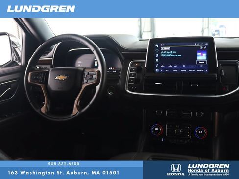Used 2024 Chevrolet Tahoe High Country AWD/4WD image 4