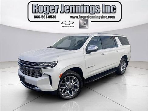 Used 2024 Chevrolet Suburban Premier w/ Premium Package image 1
