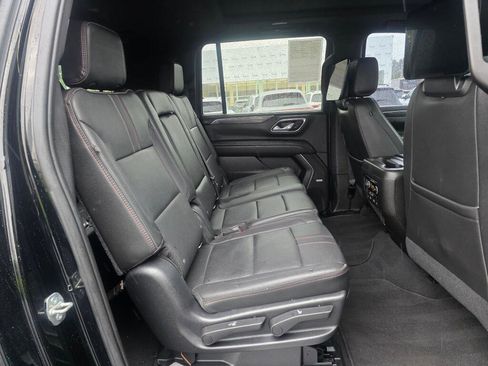 Used 2021 Chevrolet Suburban RST w/ Luxury Package AWD/4WD image 29