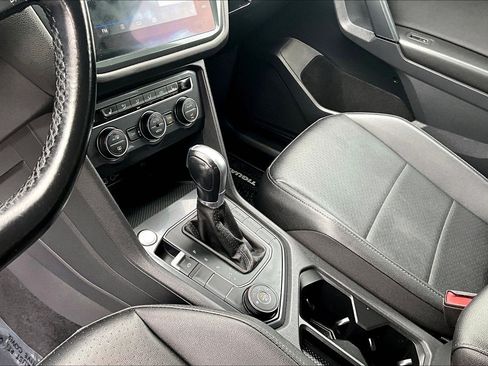 Used 2019 Volkswagen Tiguan SE AWD/4WD image 15