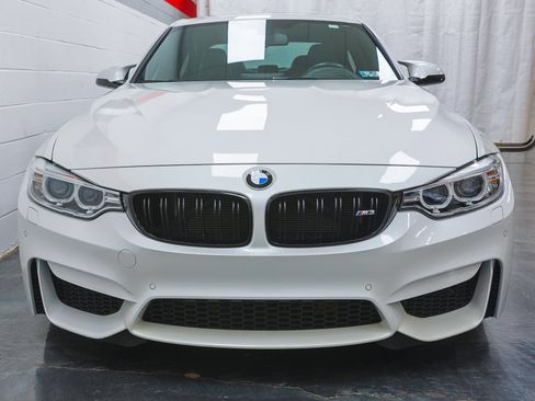 Used 2015 BMW M3 image 2