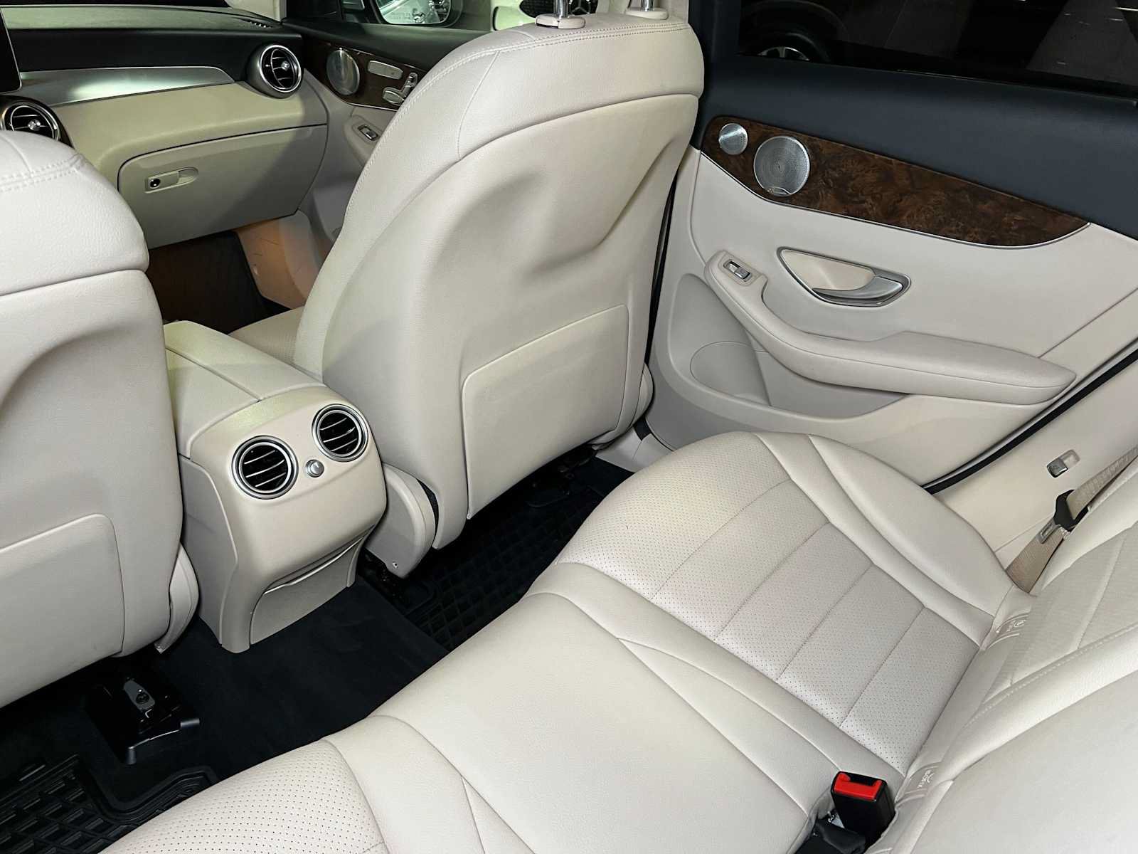 Certified 2018 Mercedes-Benz GLC 300 4MATIC image 20