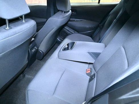 Used 2025 Toyota Corolla LE w/ LE Premium Package image 38