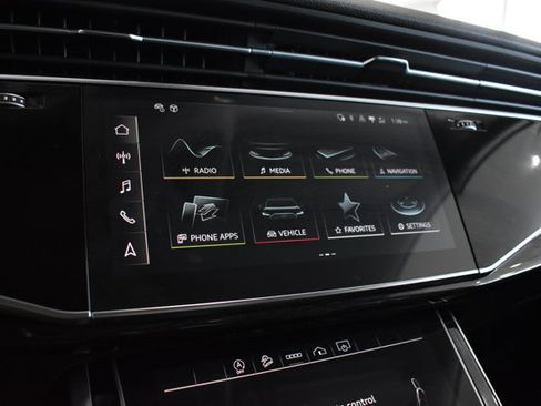 Used 2023 Audi Q7 2.0T Premium image 18