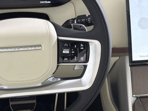 New 2026 Land Rover Range Rover SE image 12