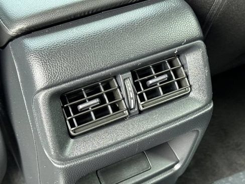 Used 2025 Honda CR-V LX image 43