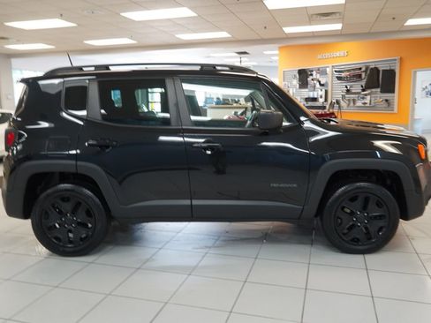 Used 2020 Jeep Renegade Sport image 13