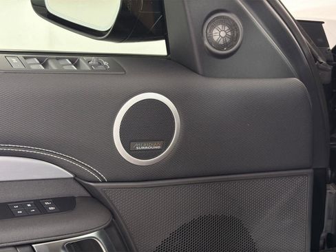 New 2026 Land Rover Discovery Limited Edition image 22