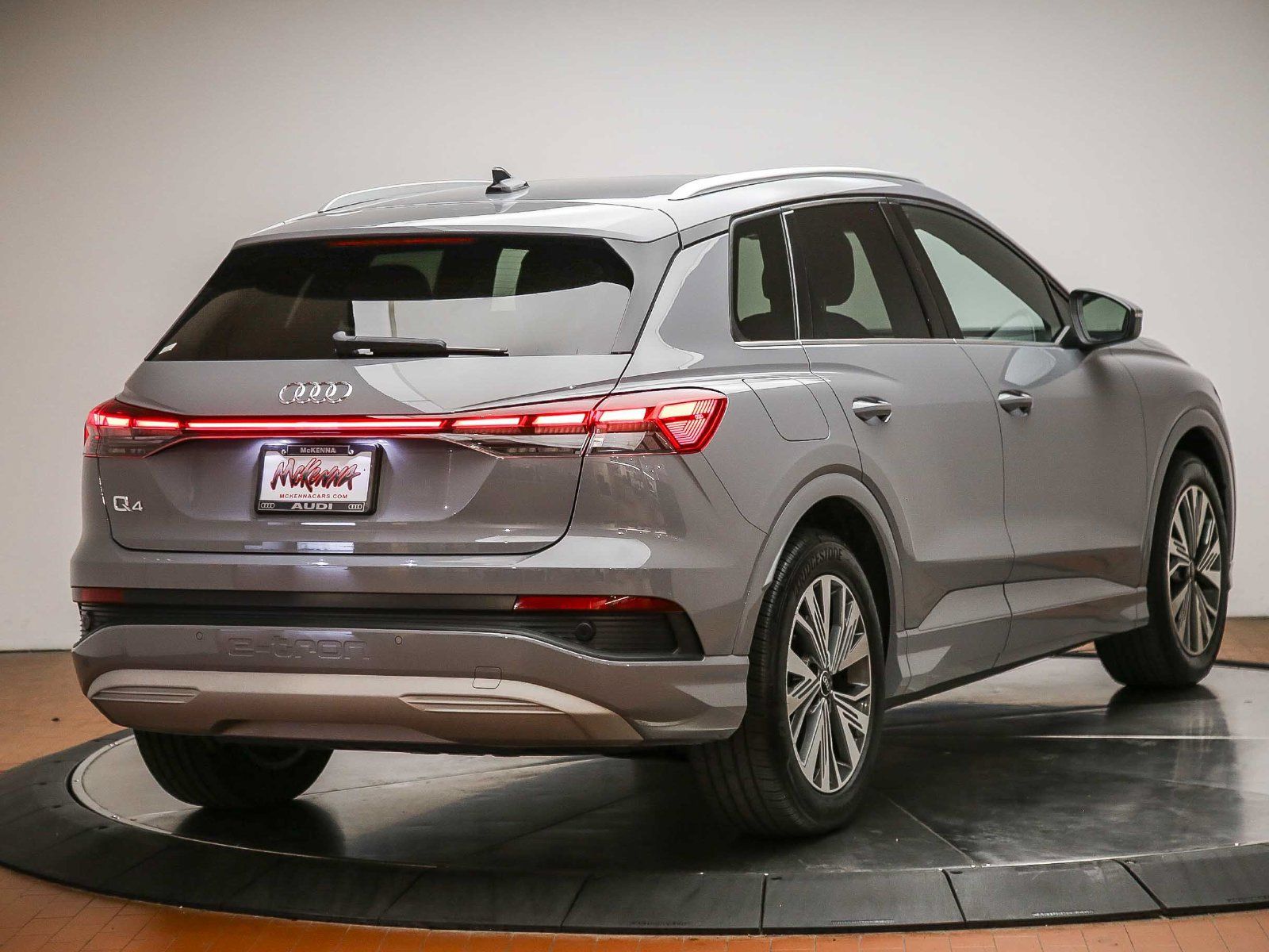 Certified 2023 Audi Q4 e-tron Premium w/ Convenience Package RWD image 5