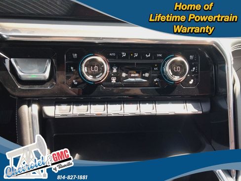 New 2025 GMC Sierra 2500 Denali Ultimate w/ Max Trailering Package image 24