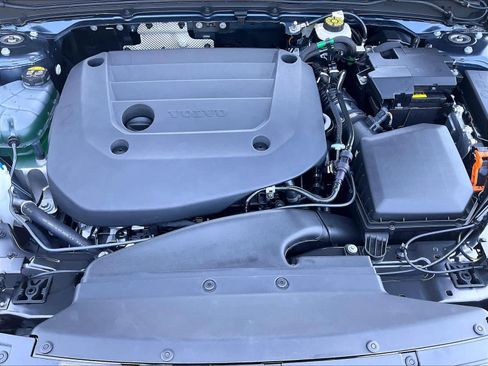 New 2026 Volvo XC40 B5 Plus w/ Protection Package Premier AWD/4WD image 13