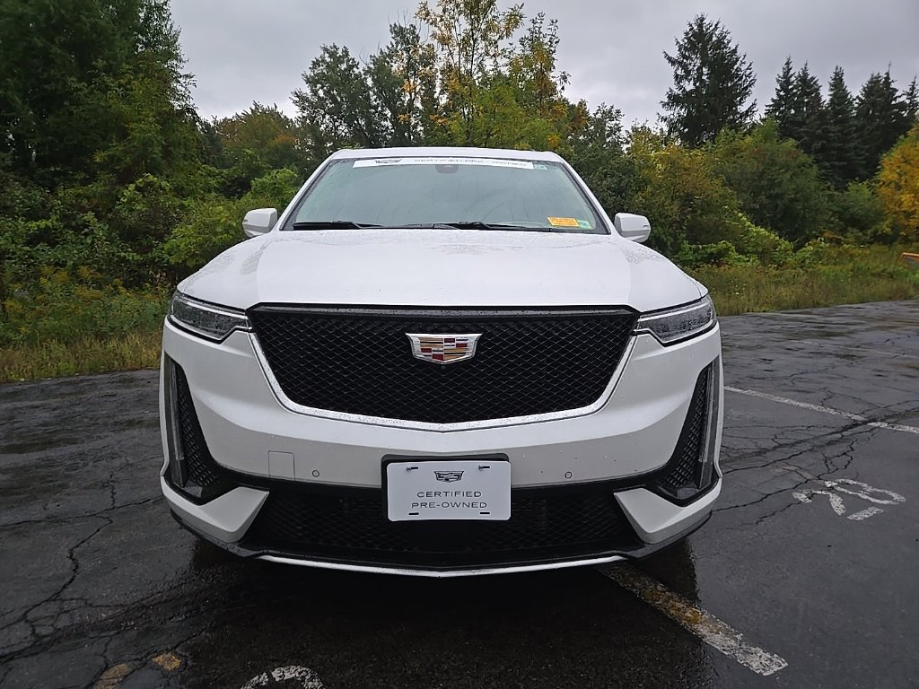 Certified 2023 Cadillac XT6 Sport w/ Platinum Package AWD/4WD image 3