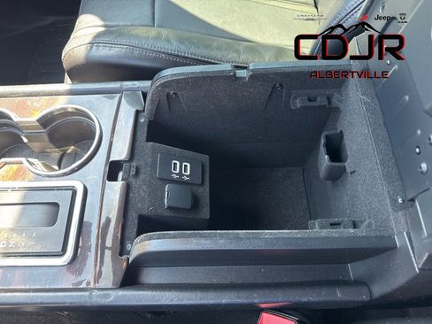 Used 2017 Lincoln Navigator L Reserve image 50