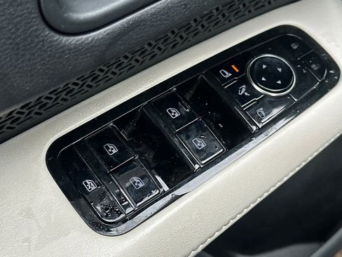 Certified 2023 Nissan Ariya EVOLVE+ image 14