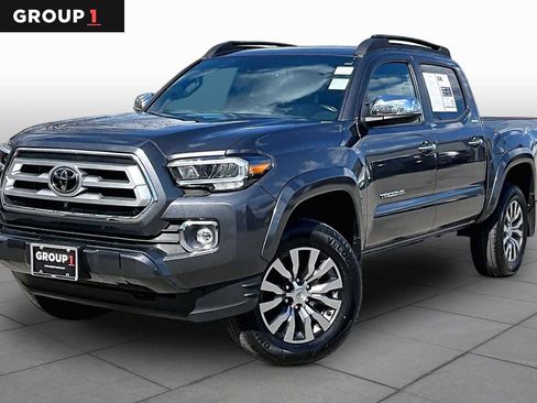 Used 2023 Toyota Tacoma Limited AWD/4WD image 1