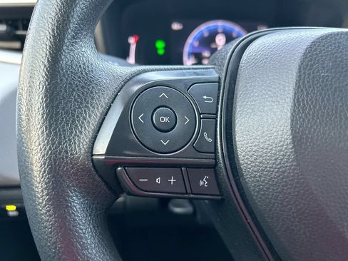Used 2026 Toyota Corolla LE FWD image 15