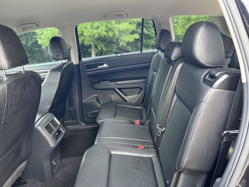 Used 2018 Volkswagen Atlas SE FWD image 28