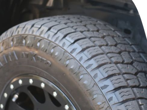 Used 2014 Toyota Tacoma PreRunner w/ TRD Off-Road Package RWD image 6
