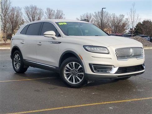 Used 2019 Lincoln Nautilus Select image 38