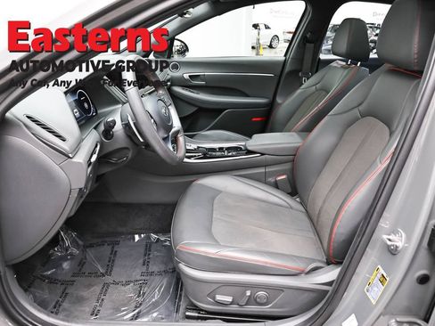 Used 2023 Hyundai Sonata SEL Plus w/ Preferred Accessory Package FWD image 14
