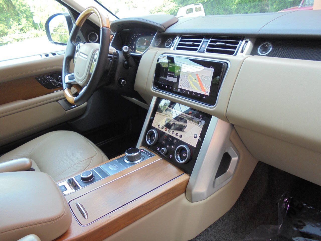 Used 2019 Land Rover Range Rover HSE AWD/4WD image 8